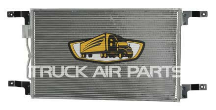 04-0613 MEI Truck Air Condenser/Freightliner