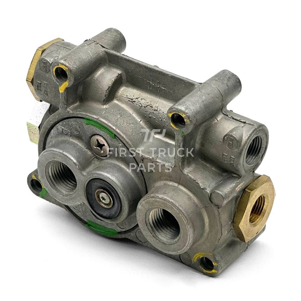 BX802926 | Genuine Bendix Tractor Protection Valve