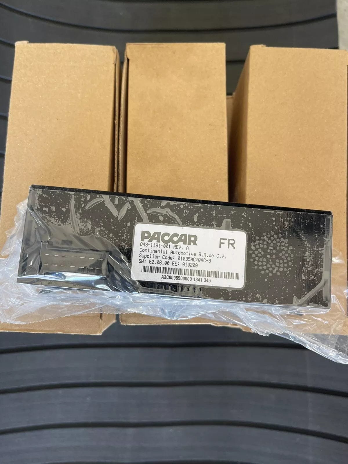 Q43-1191-001 | Genuine Paccar Gauge -Display, Driver Warning Information